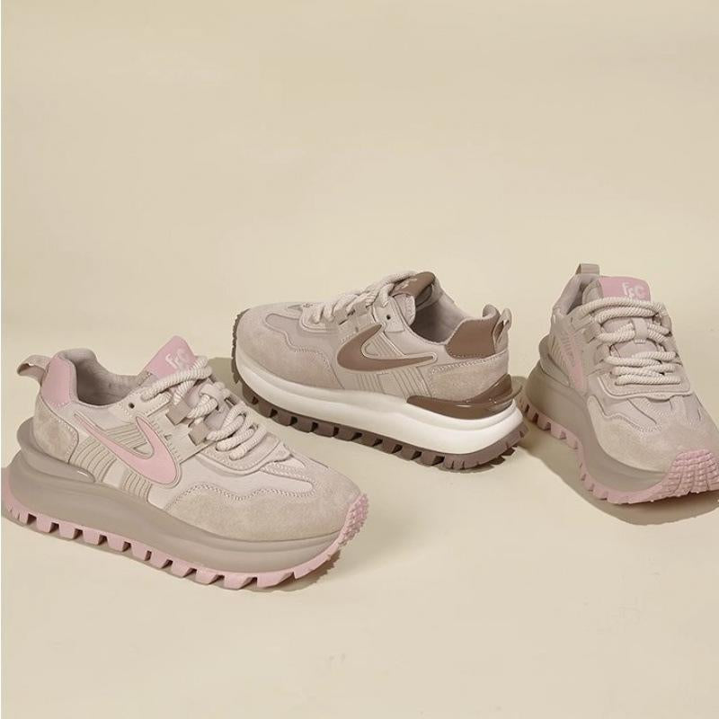 Zapatos Nike rosas con suela gruesa y livianos